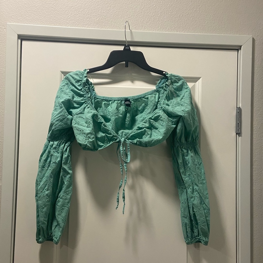 women’s green/blue tie-front crop top